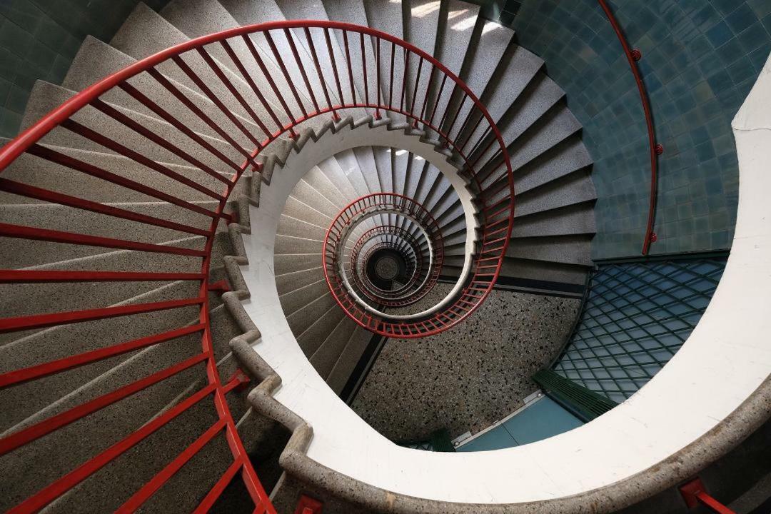 Lawyers Loft In Heritage Skyscraper リュブリャナ エクステリア 写真